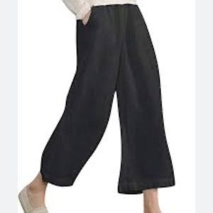 Definitions by D. Jeans Black High Waisted Wide Leg Crop Pants size 12.